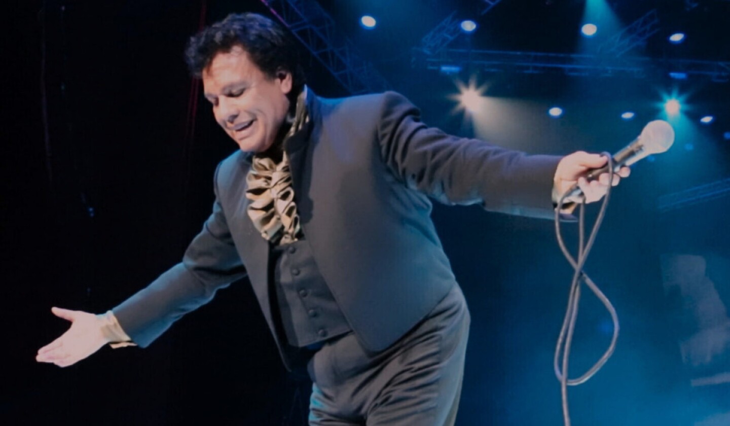 juan gabriel  exposicion cdmx.jpg
