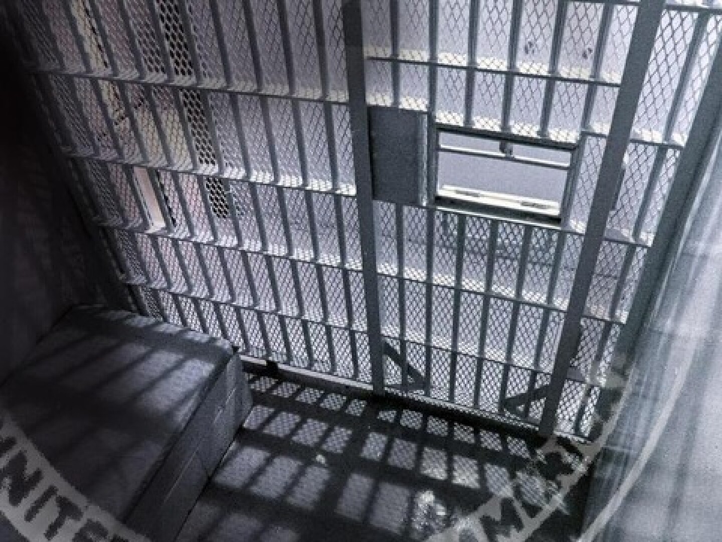 jail-cell-jpg