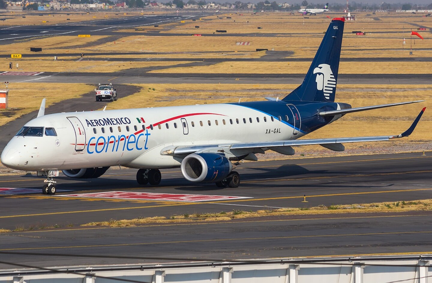 avion_ebmraer190