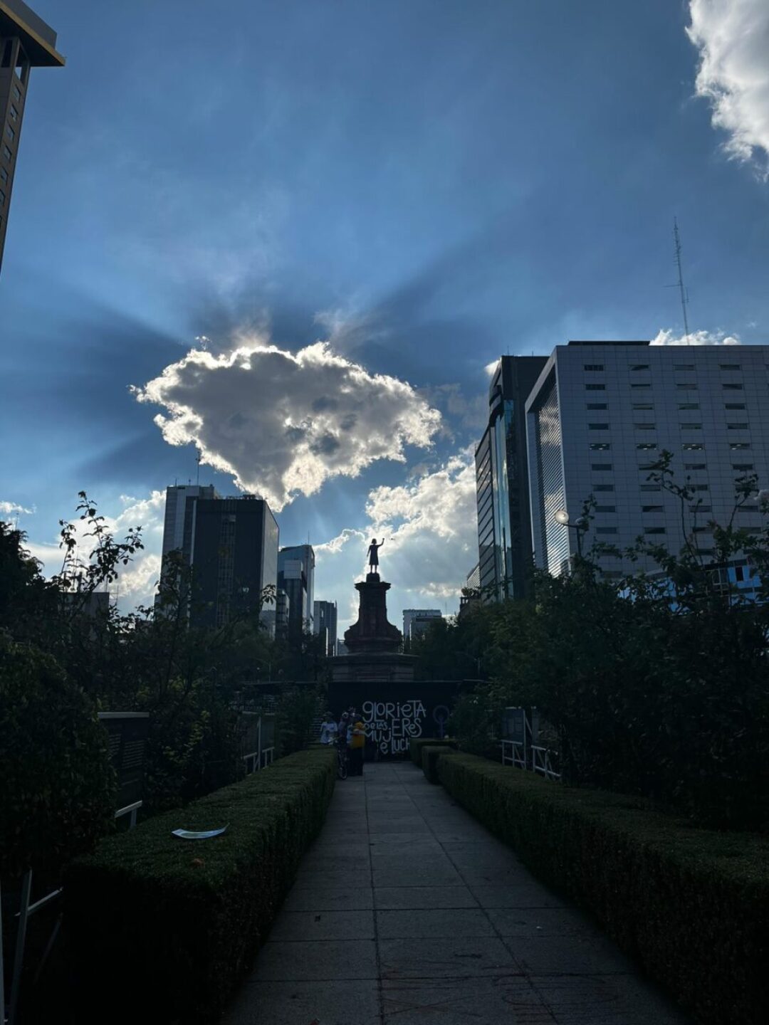 glorieta-de-las-mujeres-que-luchan-960x1280