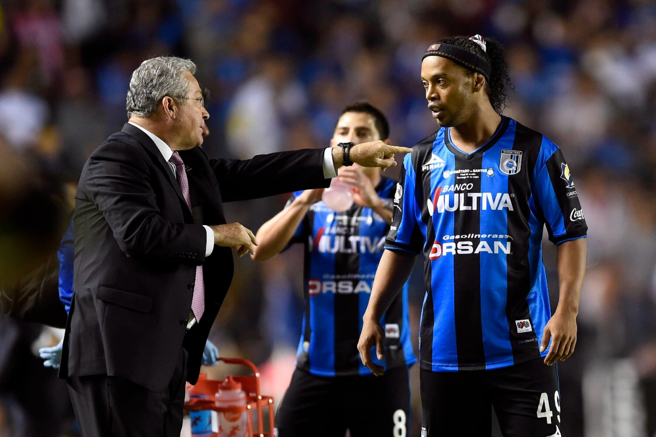ronaldinho-invitado-estadio-corregidora