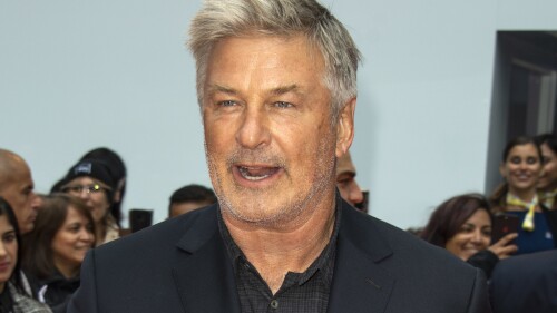 Baldwin fue avisado de que la pistola no tenía balas, según la nota judicial