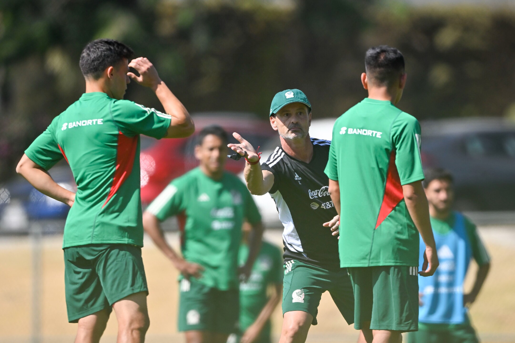 la-primera-alineacion-de-diego-cocca-con-mexico