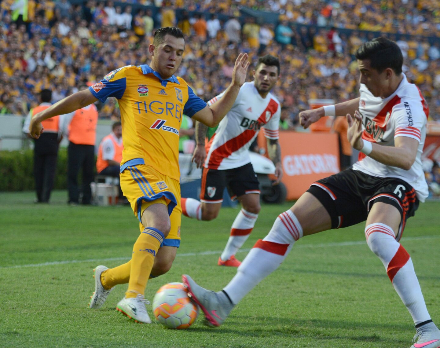 TIGRES RECIBE A RIVER