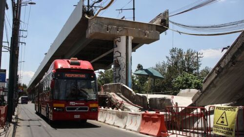Recorrido de prueba del Metrobús a días de la implementación de una línea provisional.