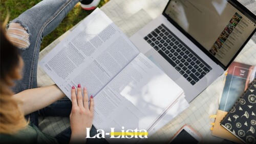 laptop o tablet tareas regreso a clases 2025 profeco.jpg