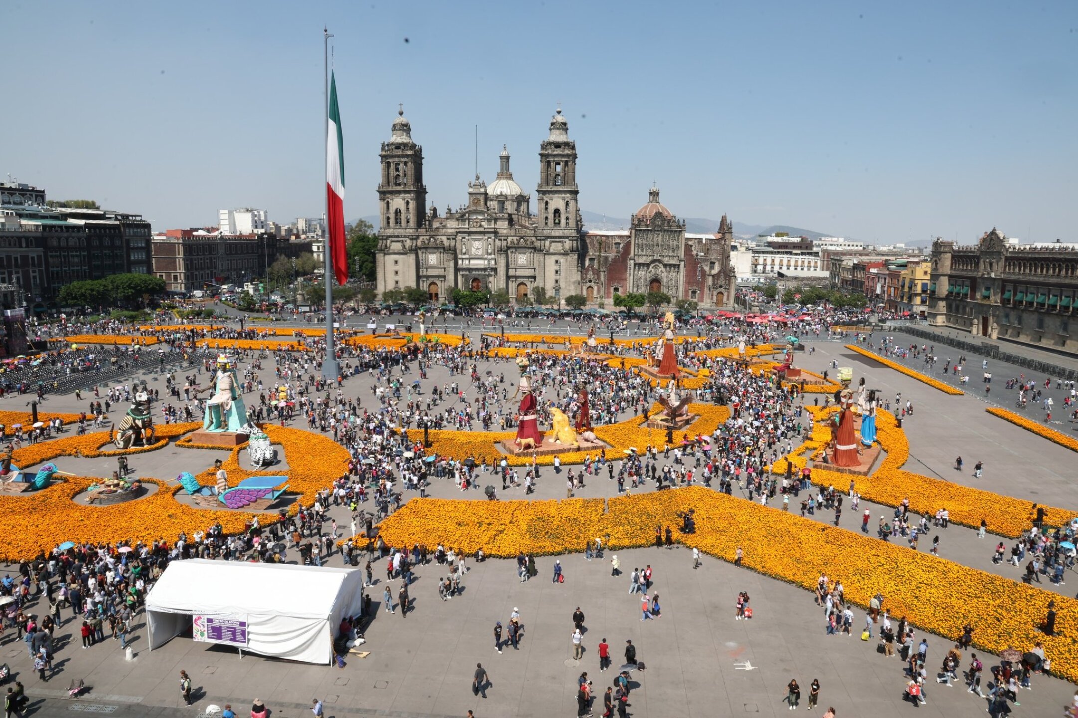 Ofrenda Clara Brugada2.jpg