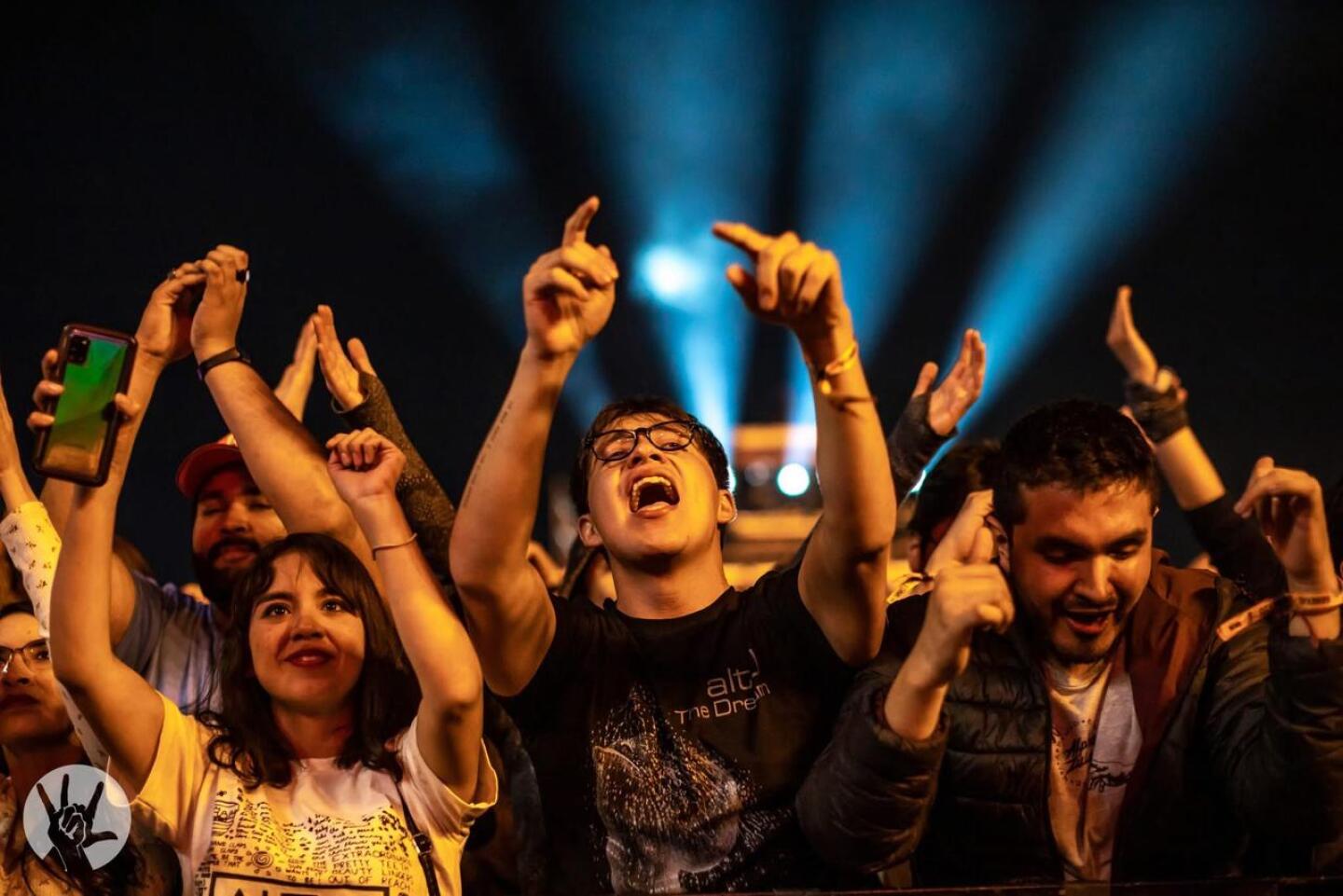 vive-latino-2025-horarios-de-hoy-sabado-15-de-marzo.jpeg
