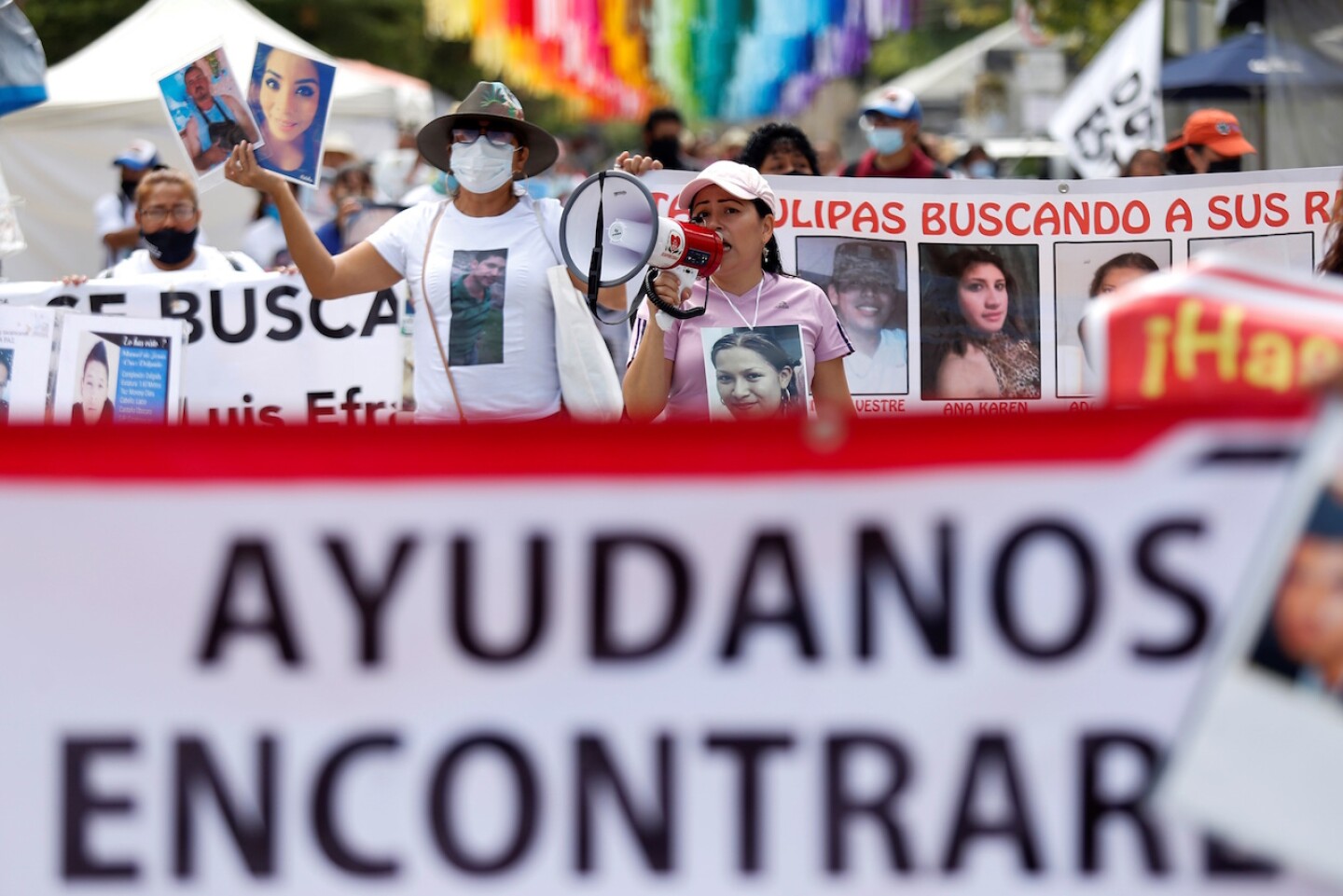 La b˙squeda de desaparecidos en vida contin˙a en el mexicano Jalisco