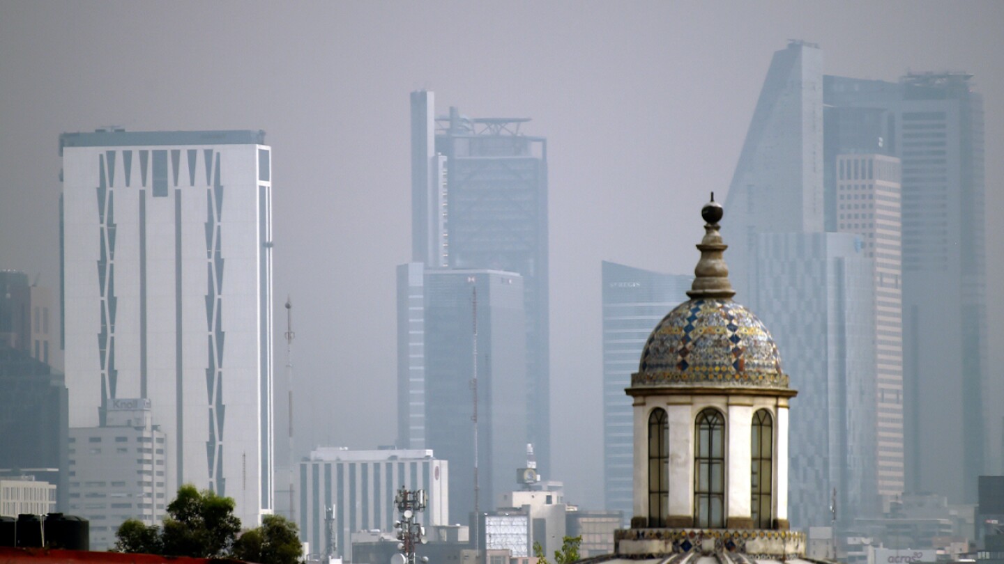 cartel-inmobiliario-benito-juarez-cdmx