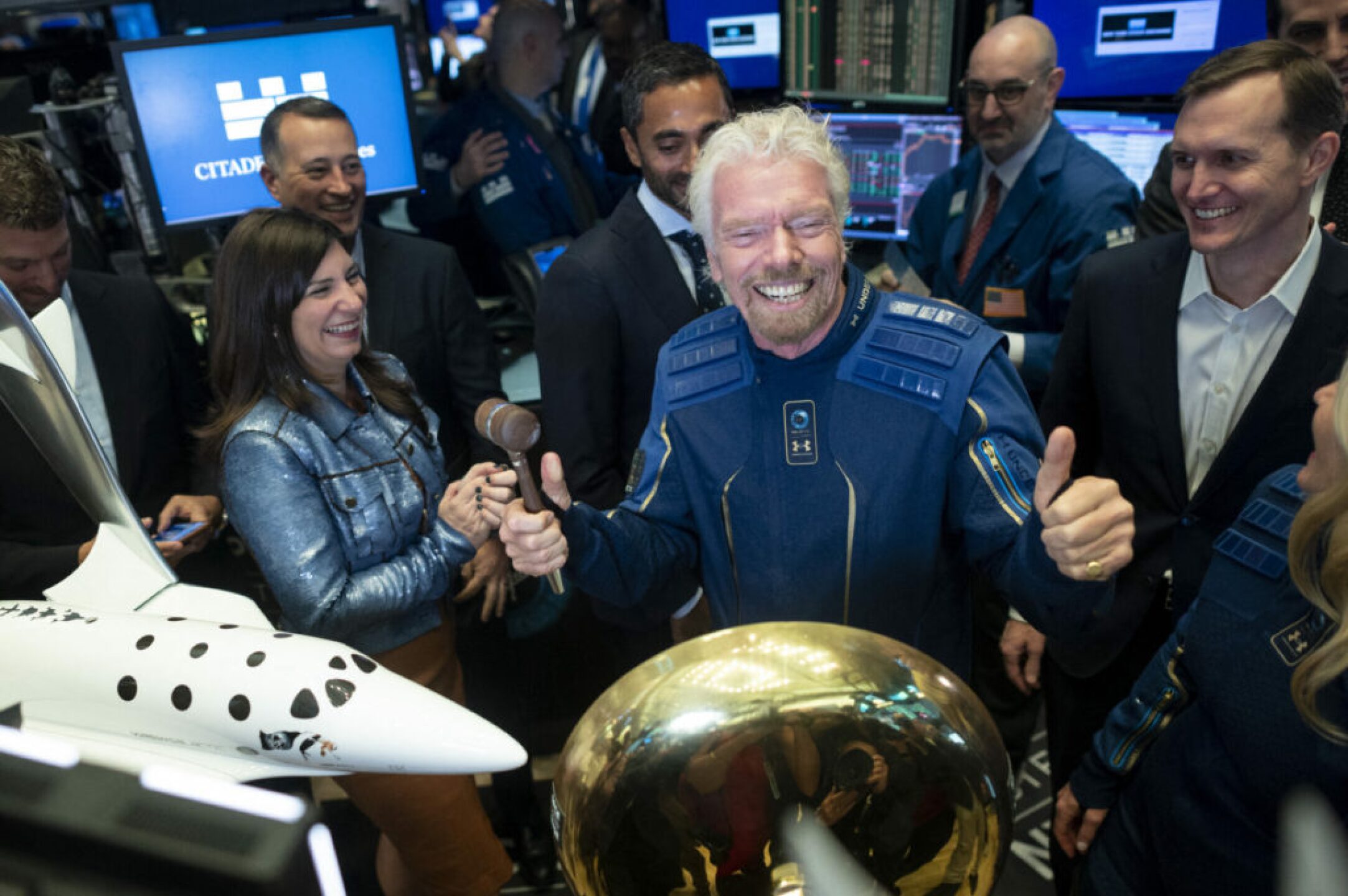 richard-branson-viaje-al-espacio-1024x681