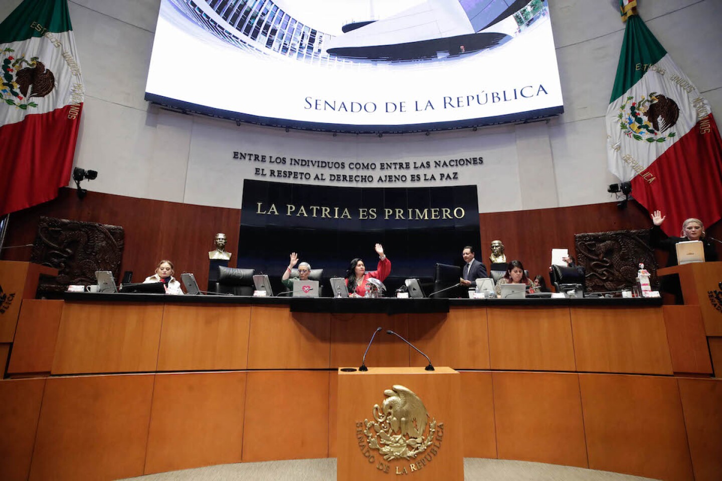 senado_aprueba_ley_ingresos