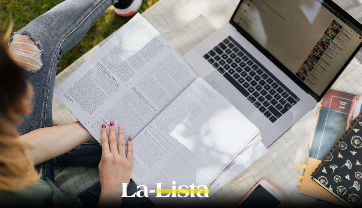 laptop o tablet tareas regreso a clases 2025 profeco.jpg