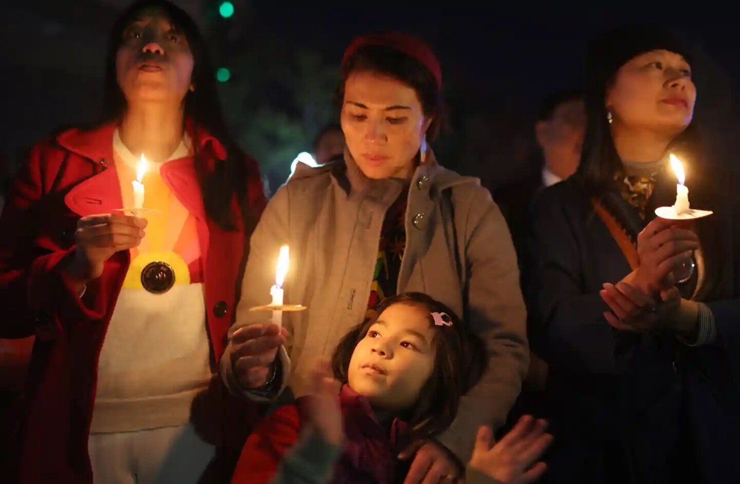 tiroteos_masivos_asiáticos_estadounidenses_armas_de_fuego