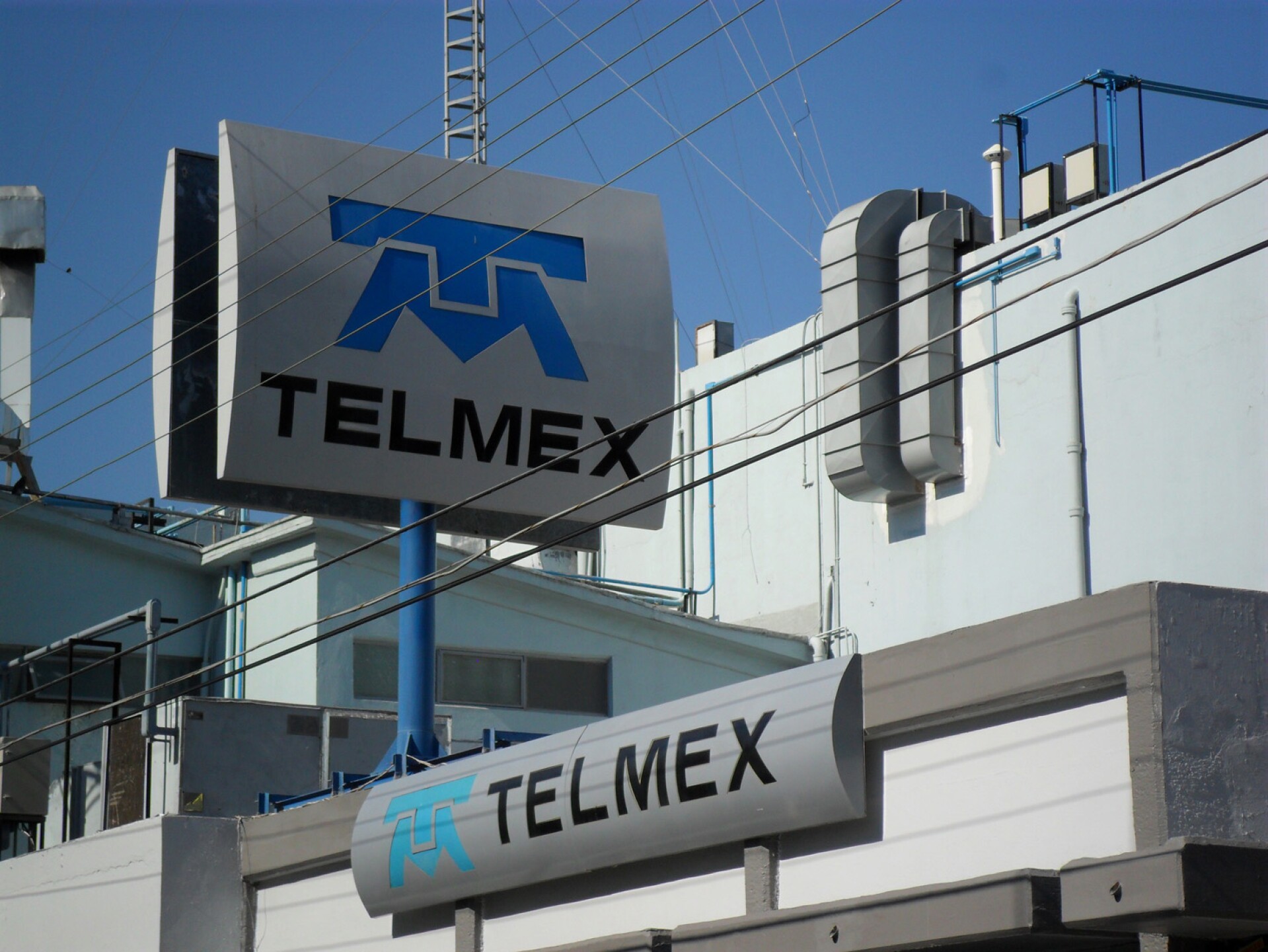 GolpeaempleadodeTelmex