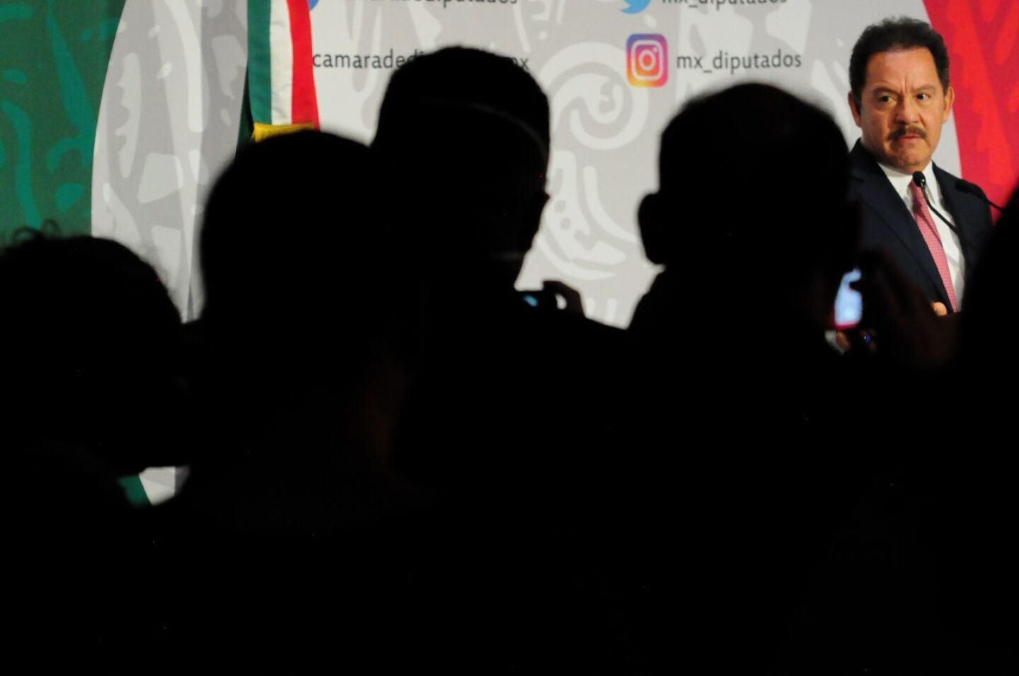 Conferencia de prensa de Ignacio Mier, coordinador de la bancada de Morena.