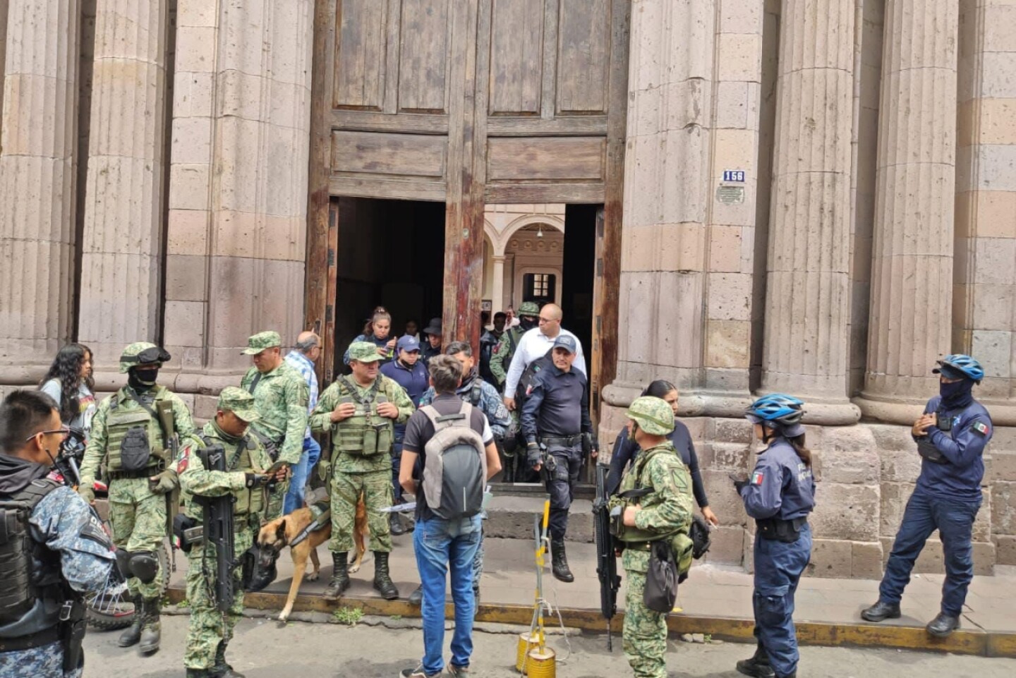 operativo-preparatoria-universidad-michoacana