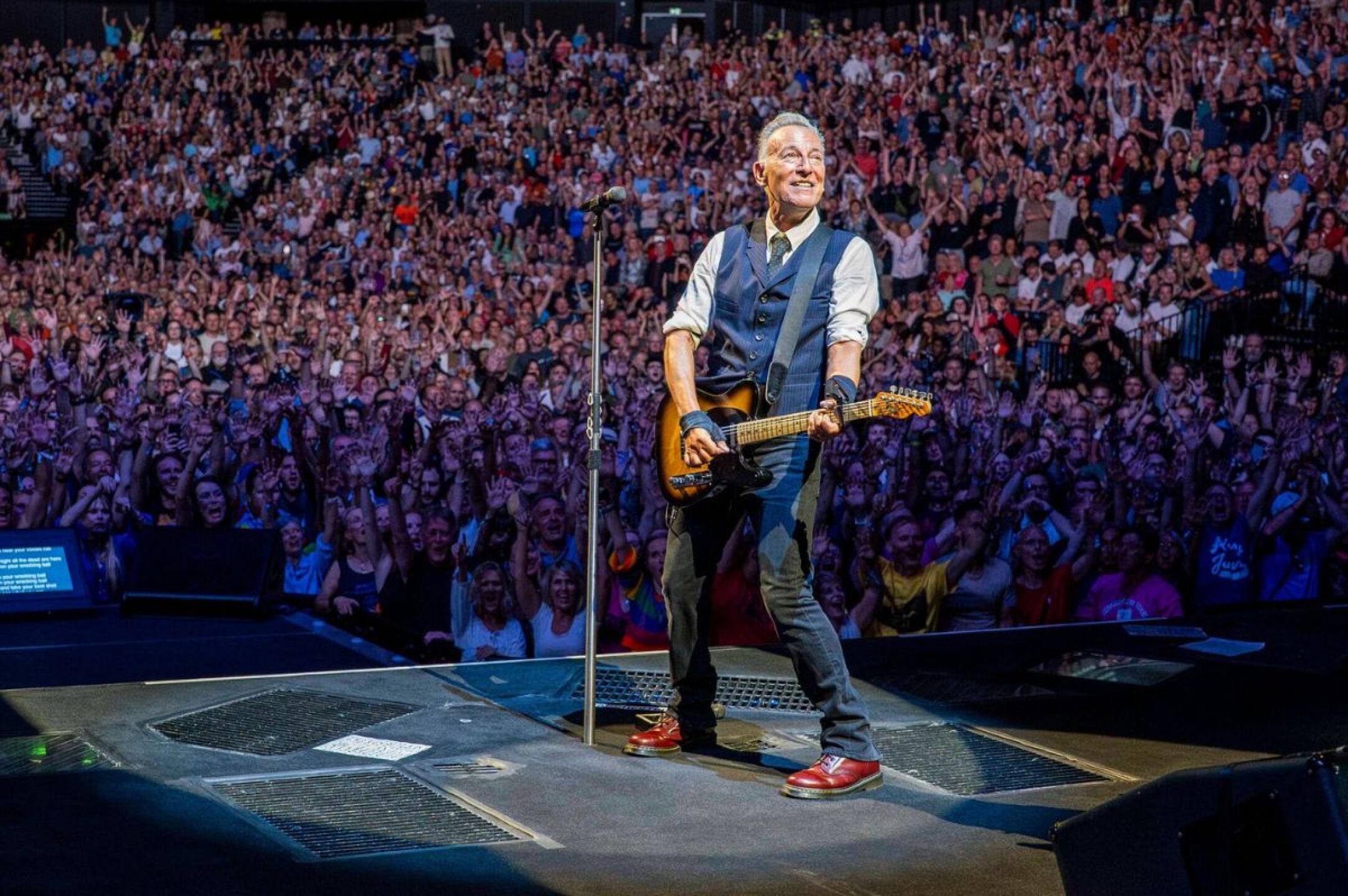 trump-va-contra-beyonce-oprah-y-springsteen-exige-investigacion-por-apoyar-a-kamala-harris