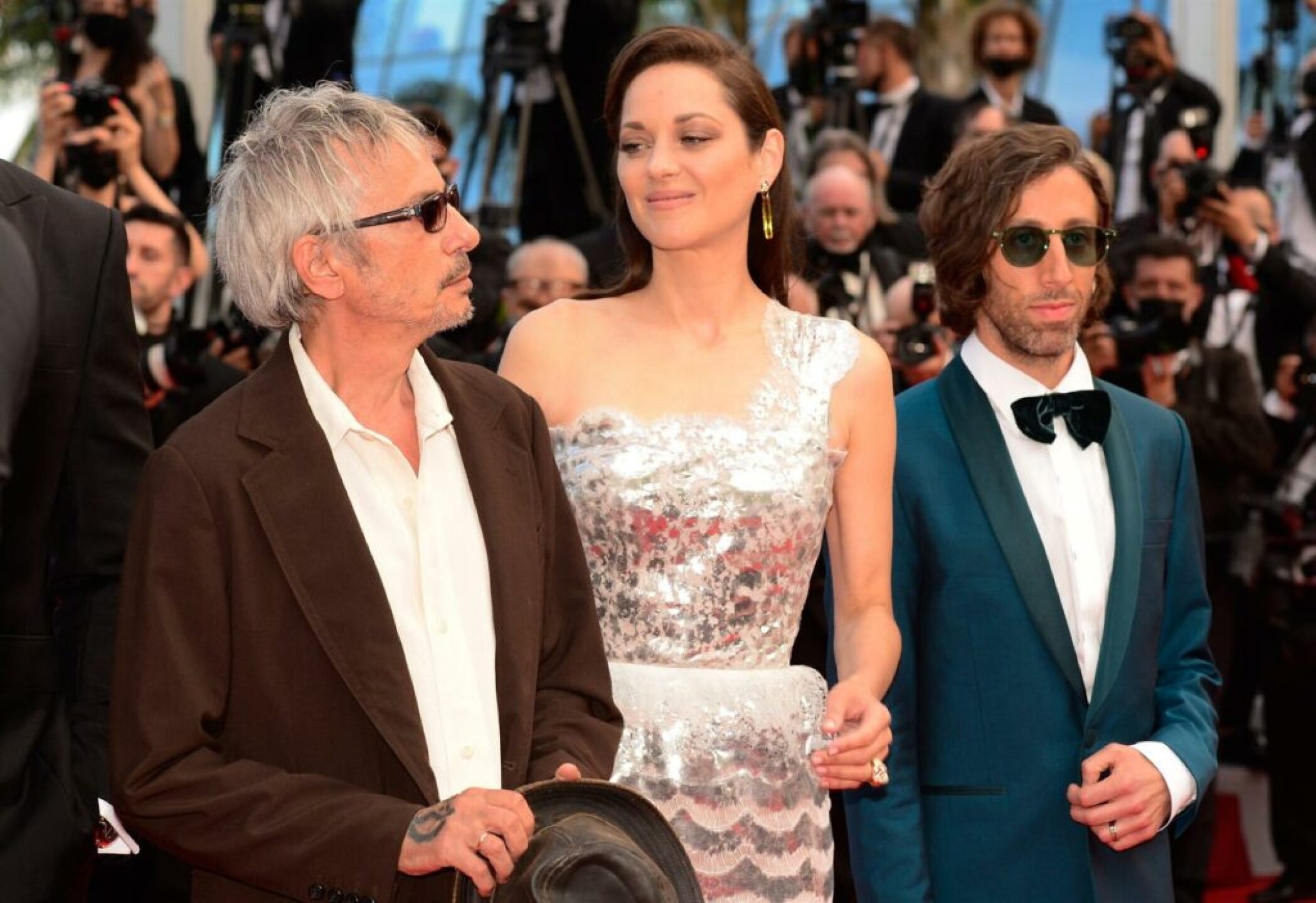 leon_carax_festival_de_cannes_marion_cottillard-1024x703