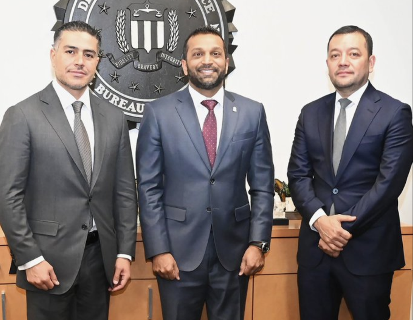 Harfuch y el director del FBI