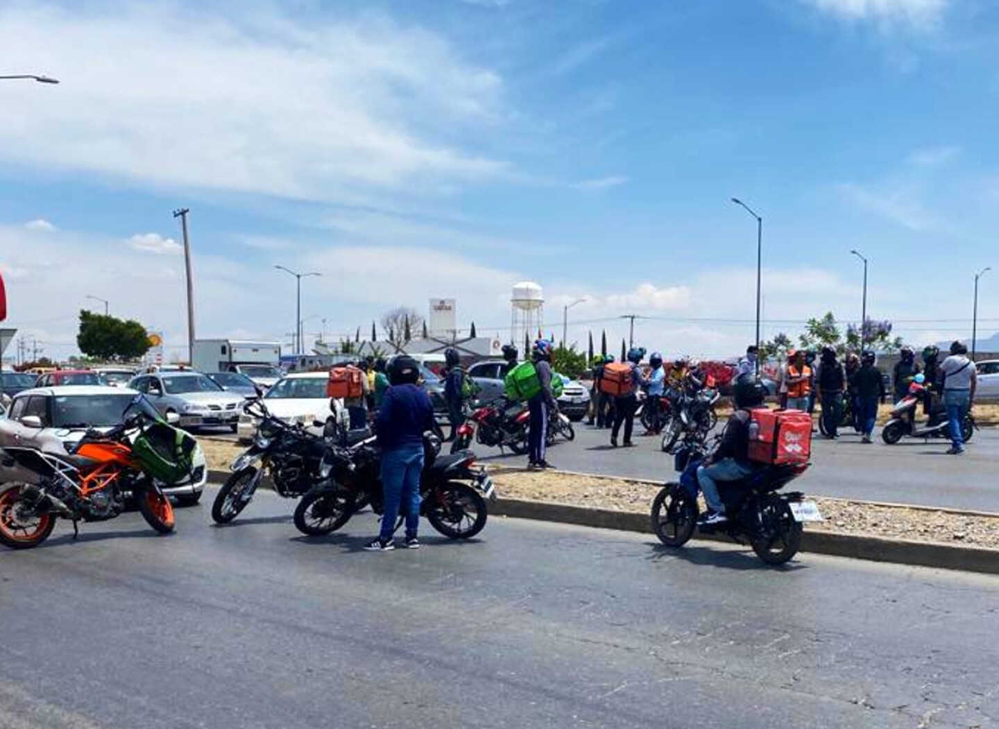 carretera-57-bloqueo-san-luis-potosi