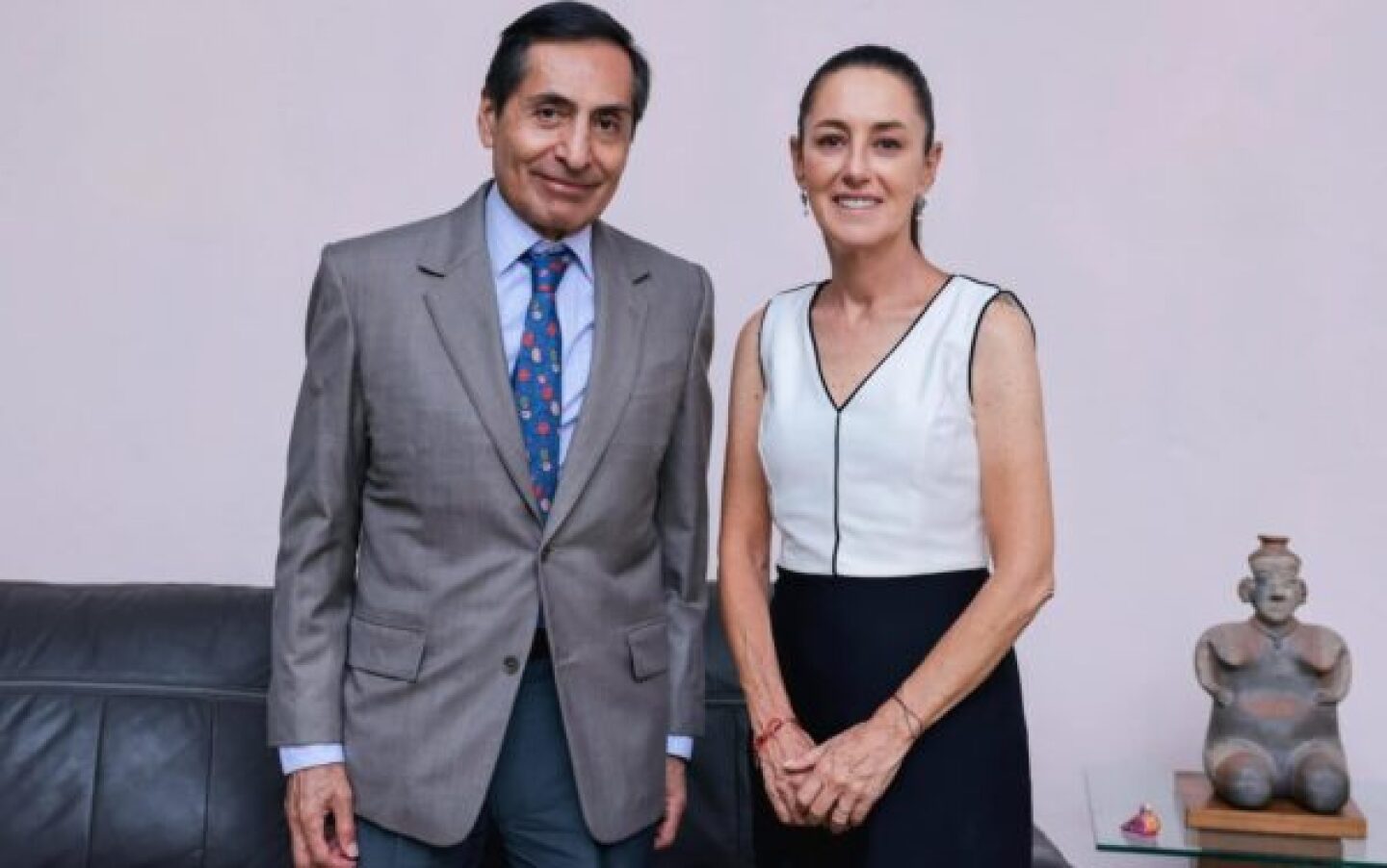 Rogelio Ramírez de la O renuncia a la Secretaría de Hacienda y es la primera 'baja' con Sheinbaum