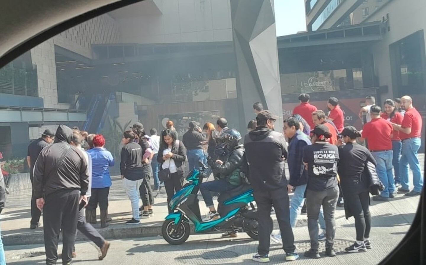 incendio-plaza-miyana-hoy