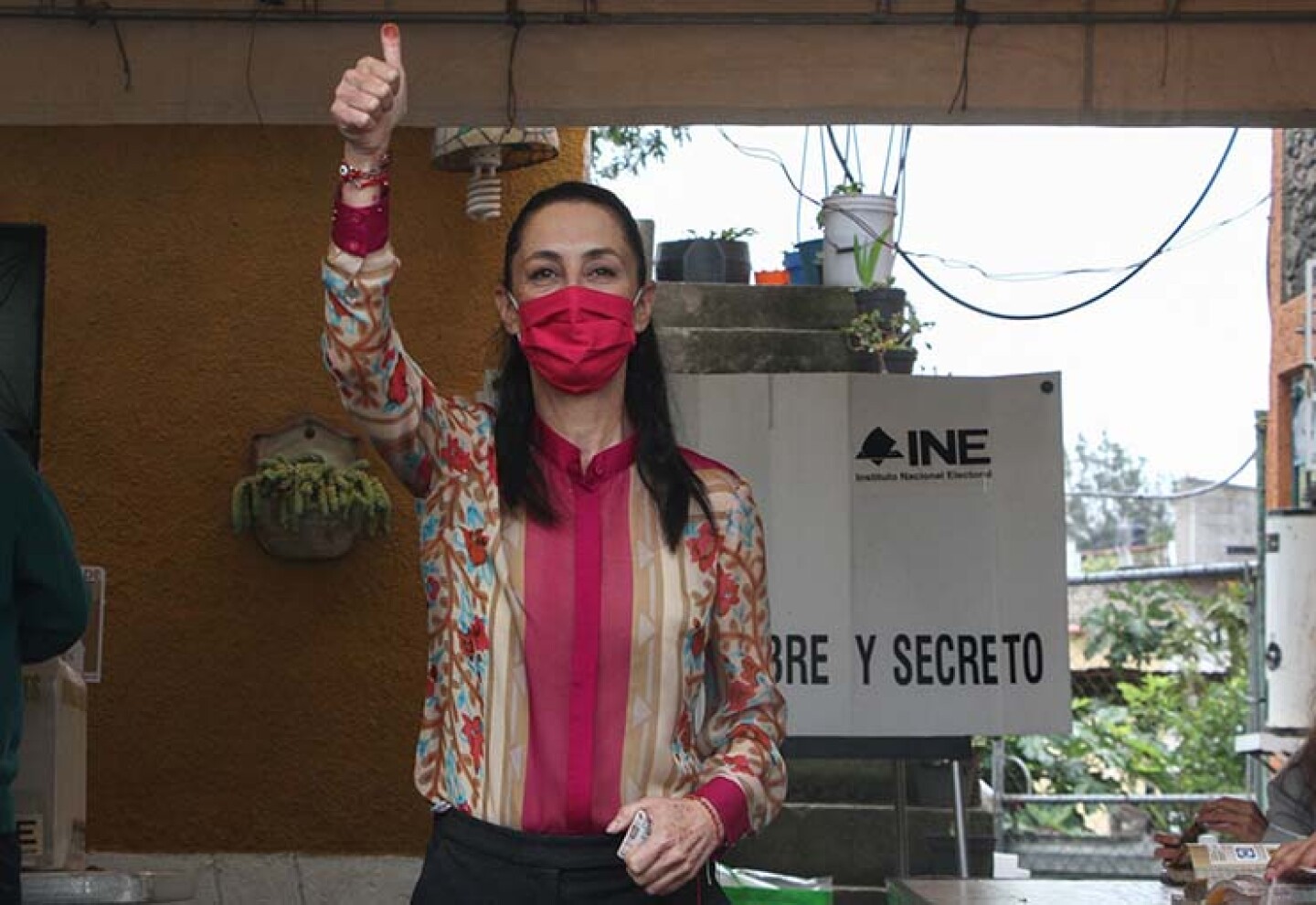 Claudia Sheinbaum, momentos después de emitir su voto.