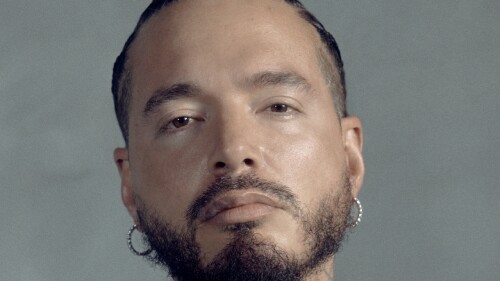 j-balvin-billboard-efe