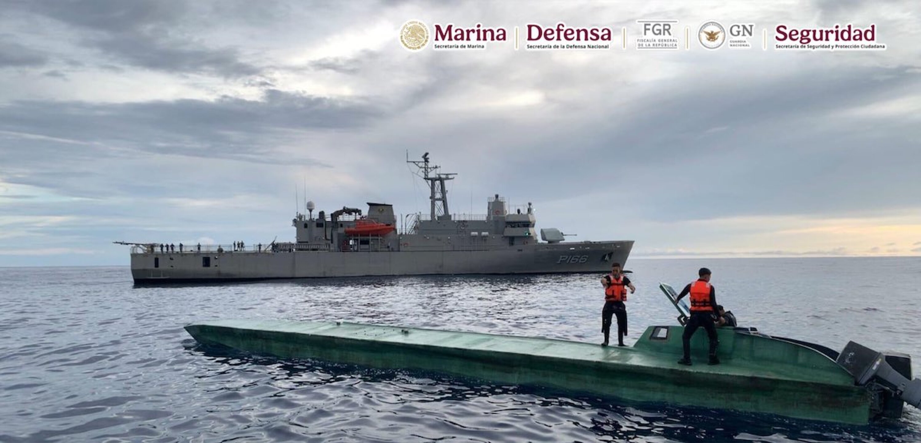 embarcación semisumergible en Guerrero