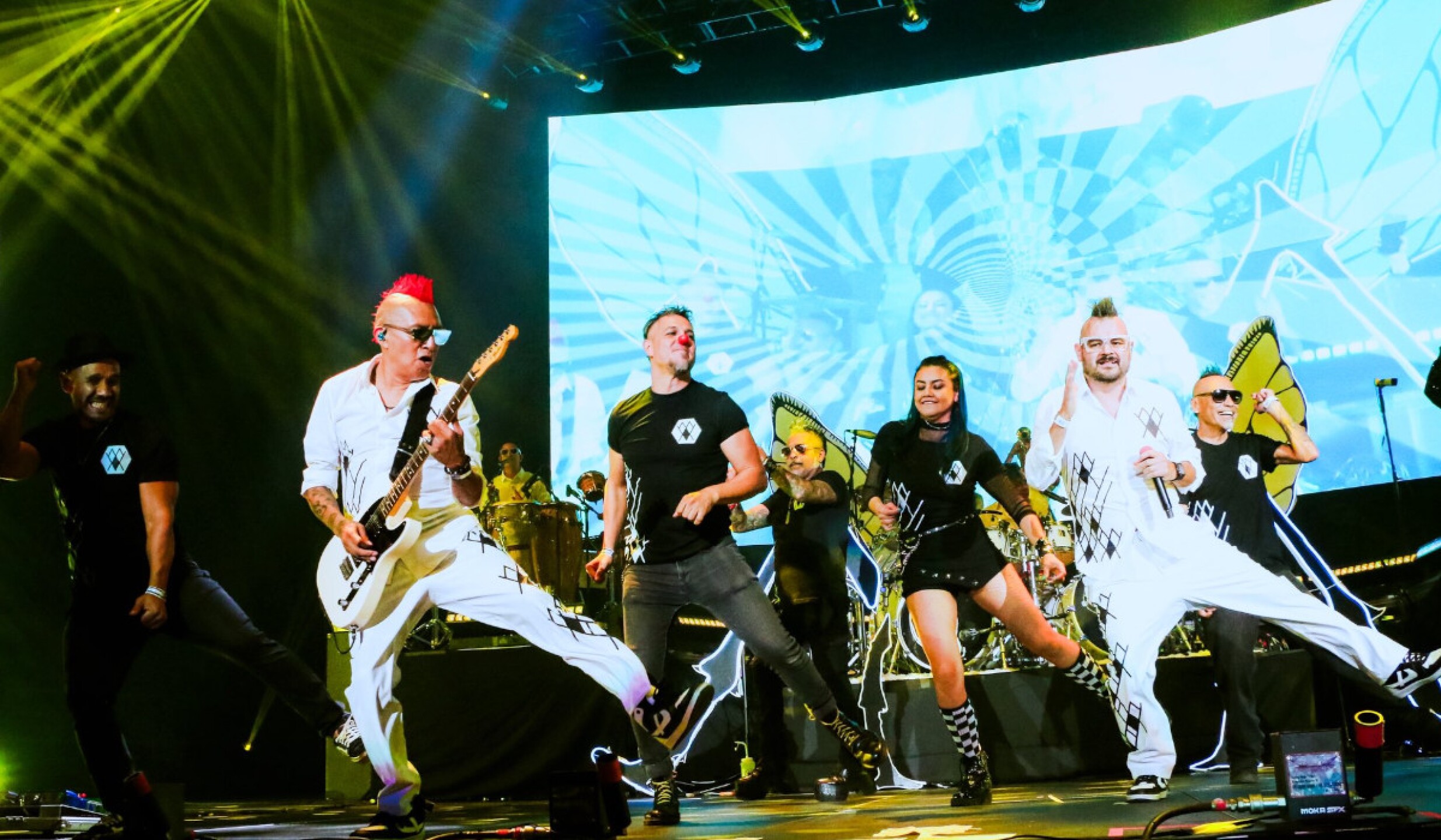 los estramboticos.jpg