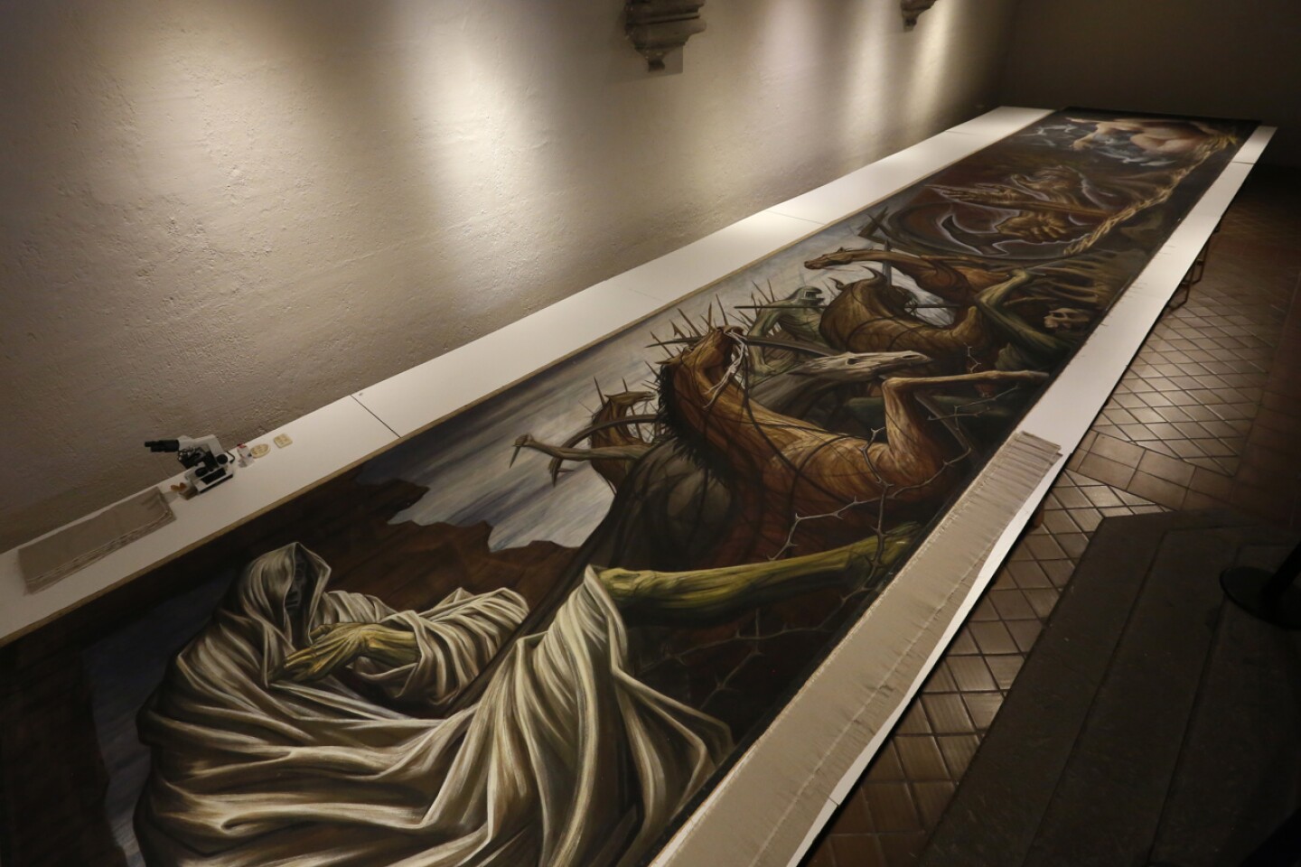Mural de Gabriel Flores es restaurado en México para exhibirse en museo