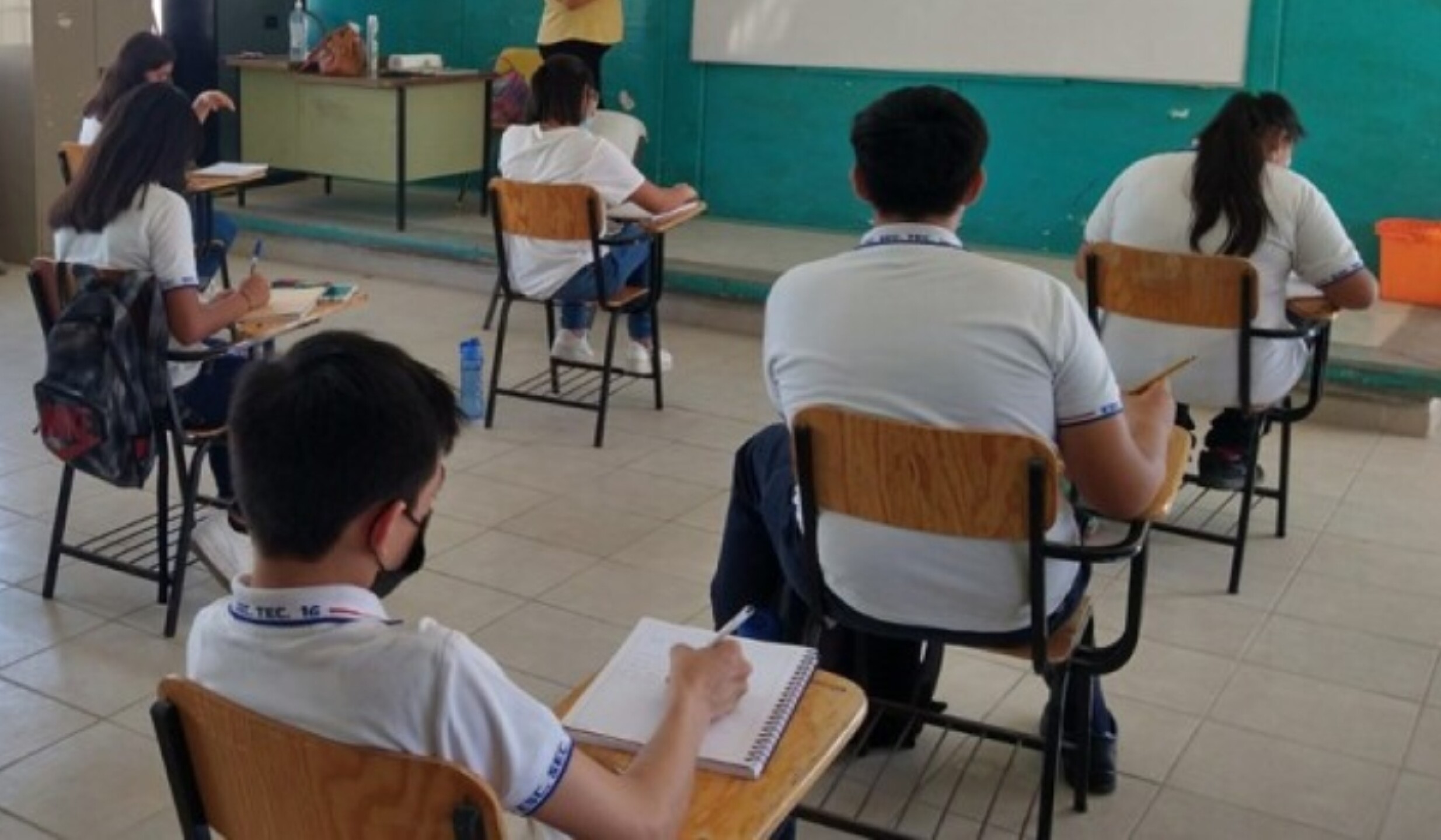 SEP Hidalgo uniformes gratis.jpg