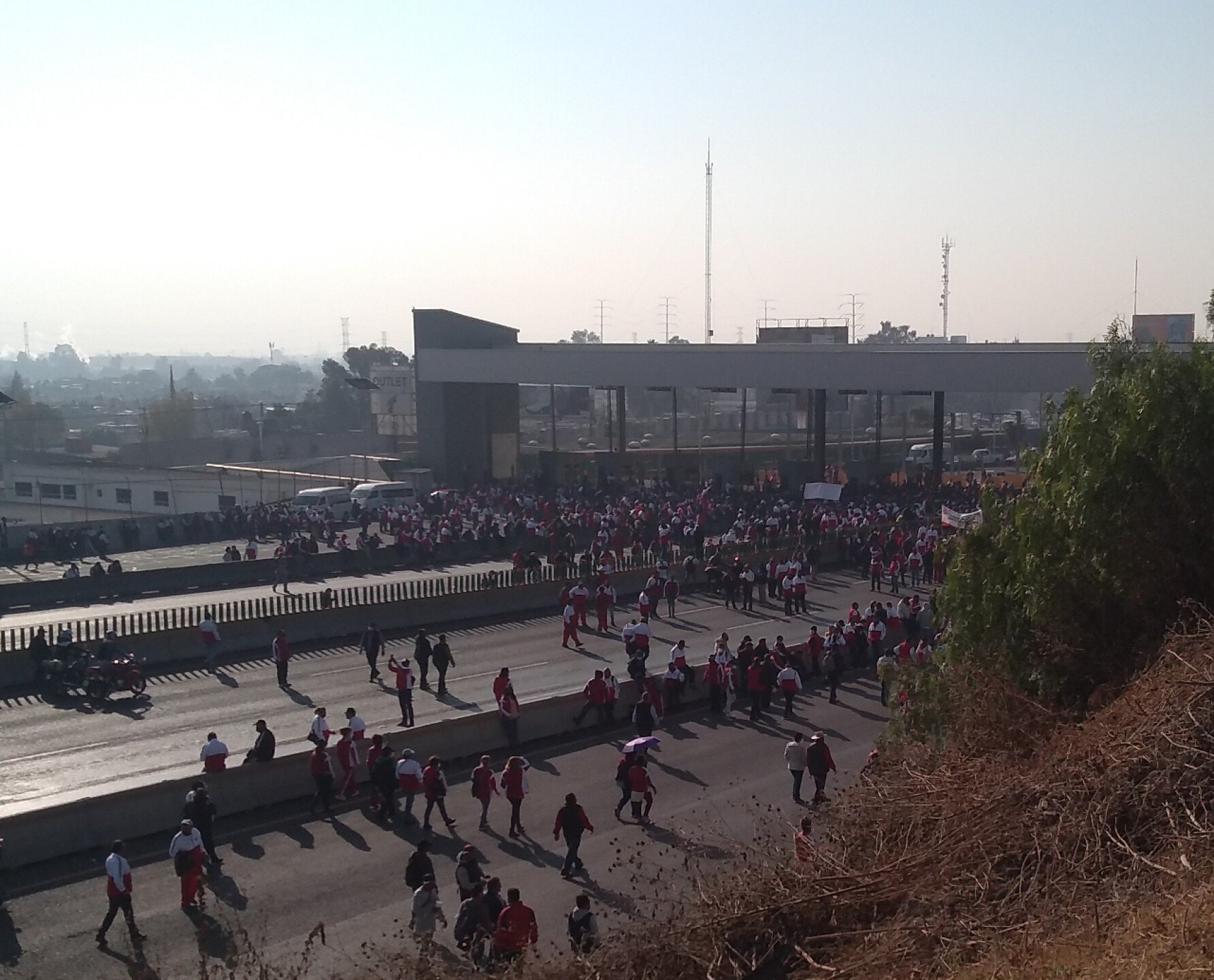 bloqueo-autopista-mexico-pachuca-hoy-2
