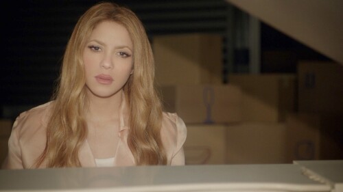 shakira-hacienda