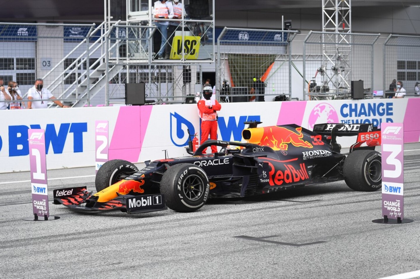 AUTO-PRIX-F1-AUT-RACE