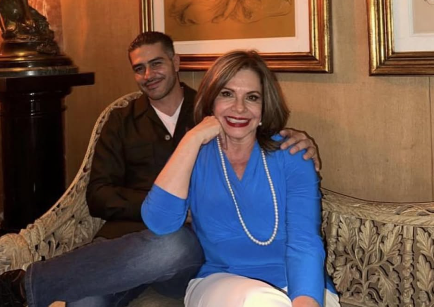 Omar García Harfuch y su mamá