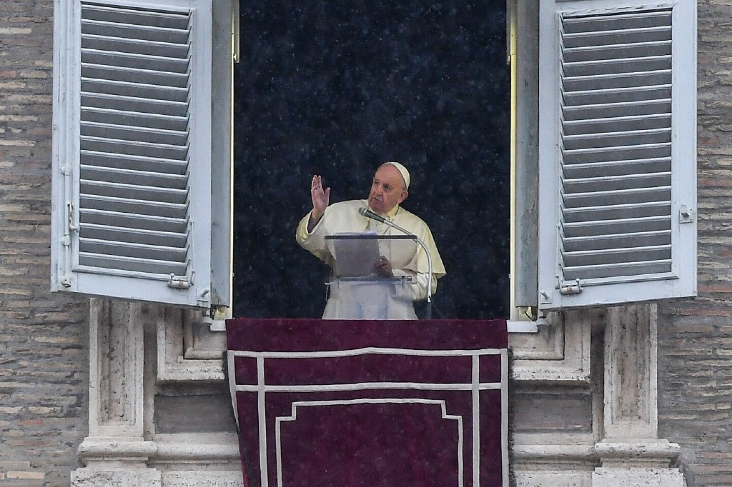 VATICAN-RELIGION-POPE-ANGELUS-HEALTH-VIRUS