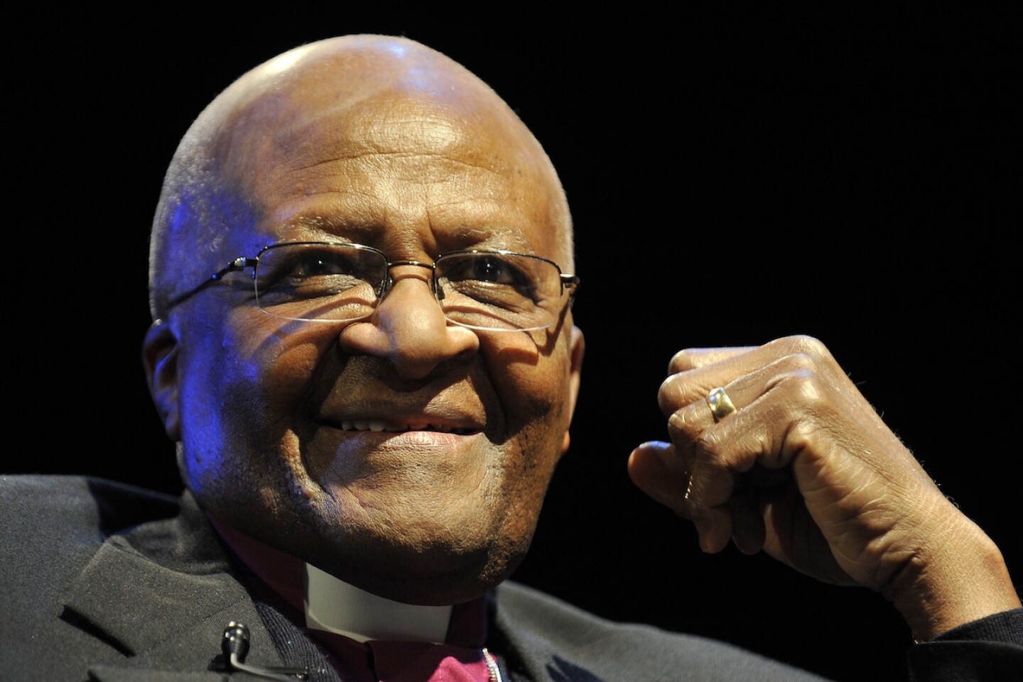 Former South African Anglican Archbishop Desmond Tutu dies aged 90