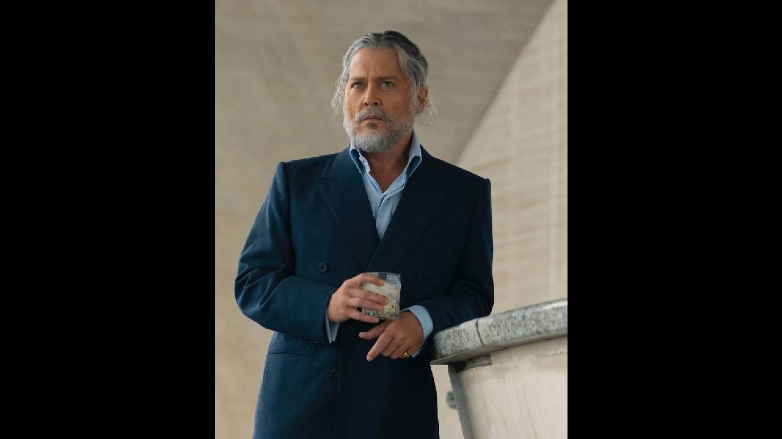 johnny depp pelicula Day Drinker(1).jpg