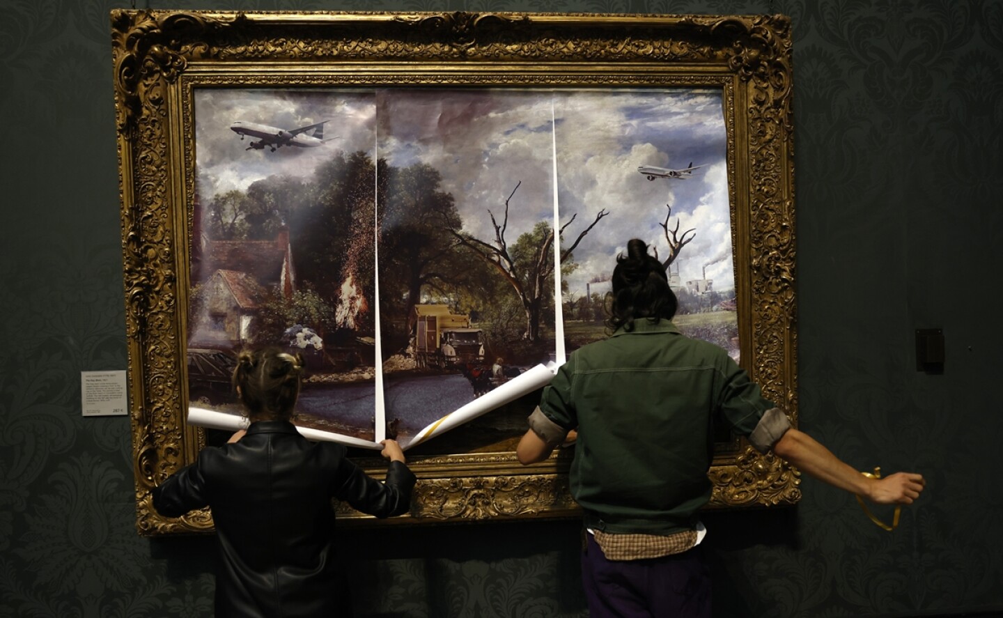 ambientalistas_culpables_atacar_obra_de_arte_john_constable_0