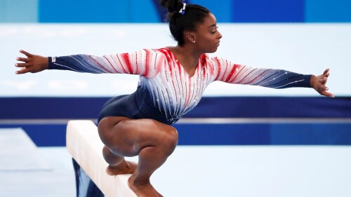 simone-biles-medalla-de-bronce-barra-tokio-2020