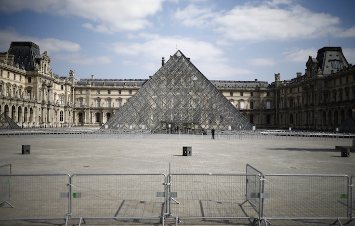 FILES-FRANCE-HEALTH-VIRUS-CULTURE-MUSEUM