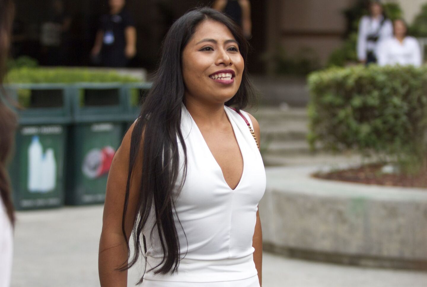 "Soy prieta y con la frente en alto": Yalitza sale contra el racismo