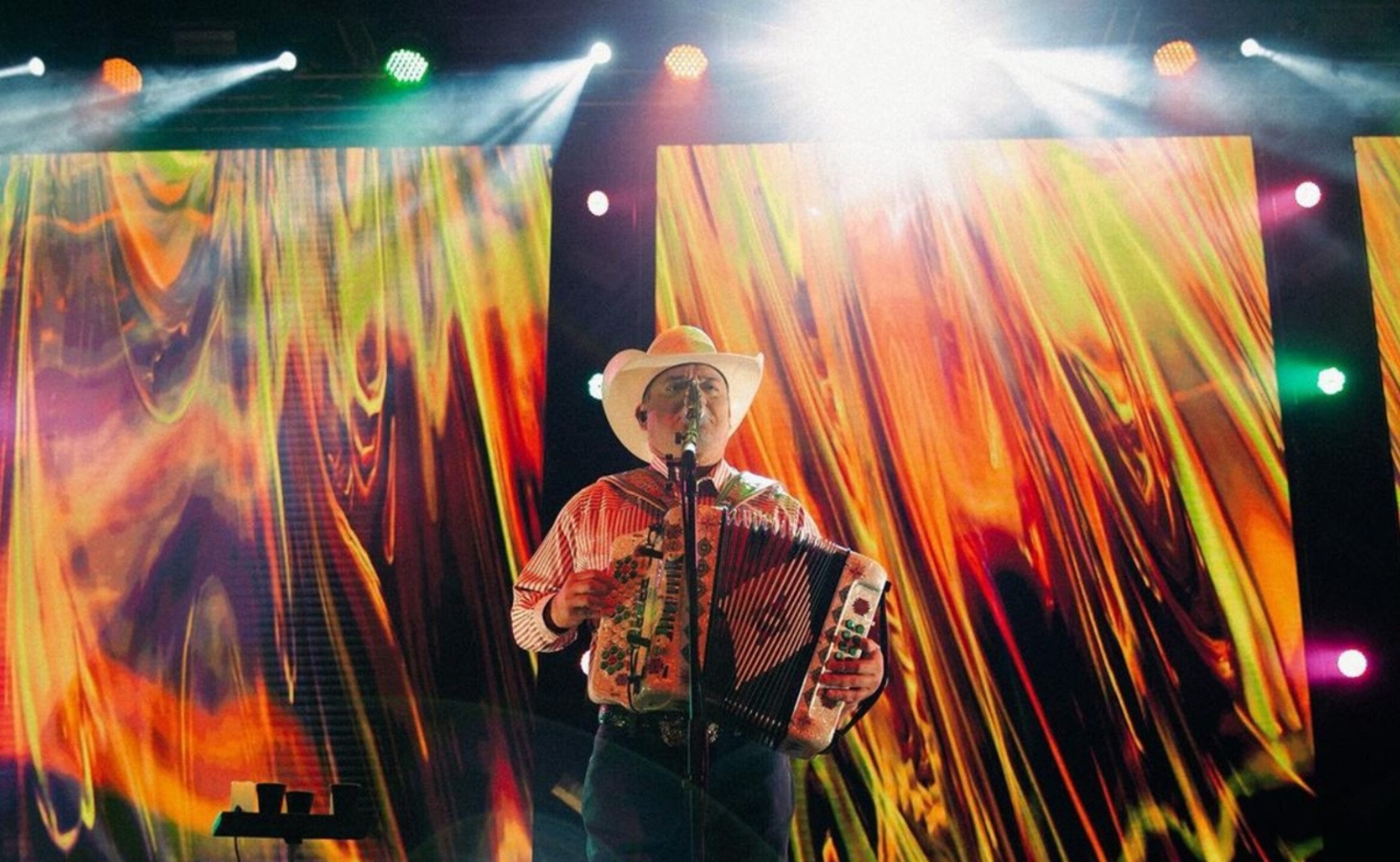 intocable_concierto_gratis_monumento_revolucion_fecha_horario_1