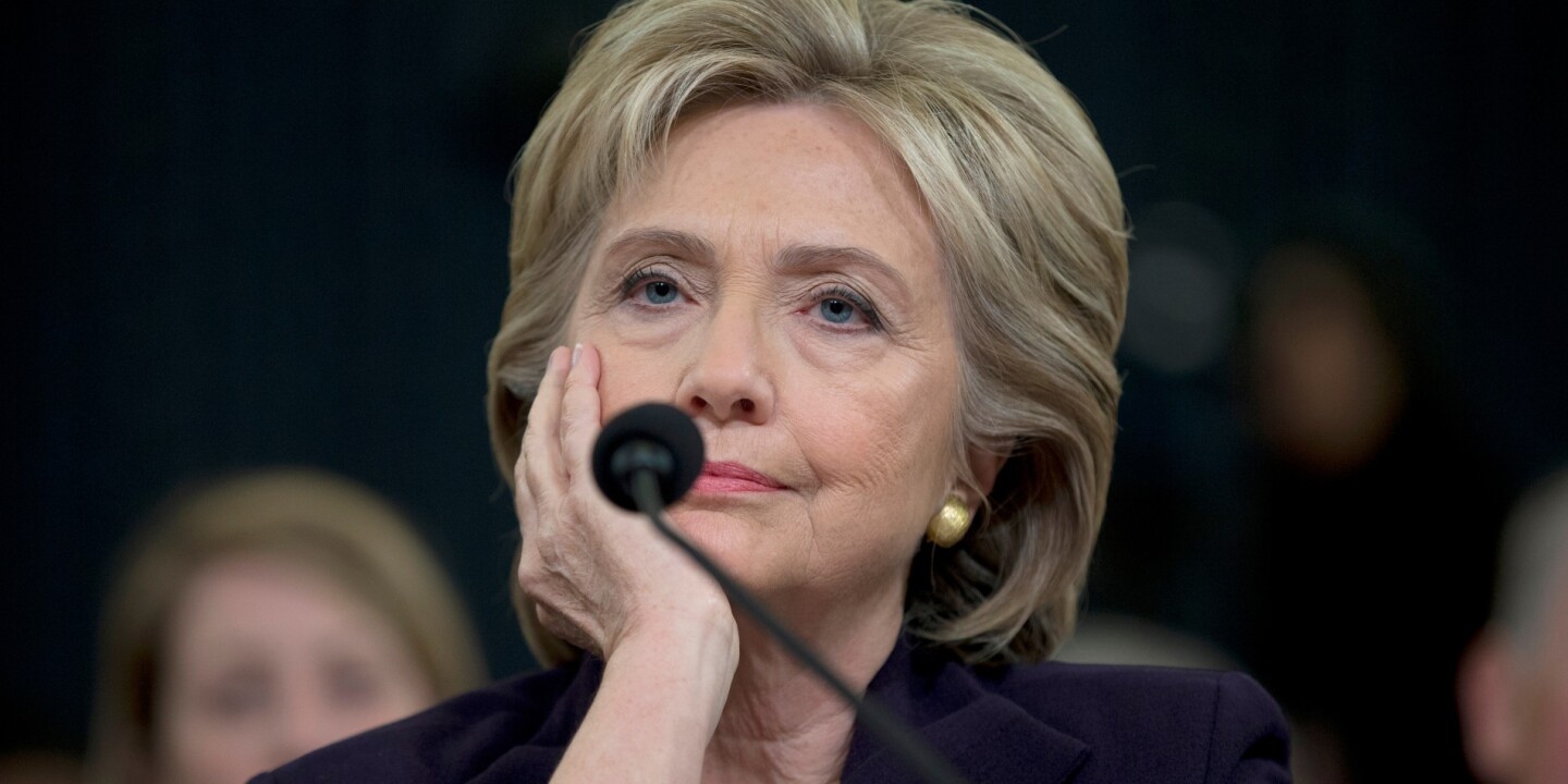 hillary-clinton-sits-silently-as-the-benghazi-committee-erupts-into-a-shouting-match-e1445620804881