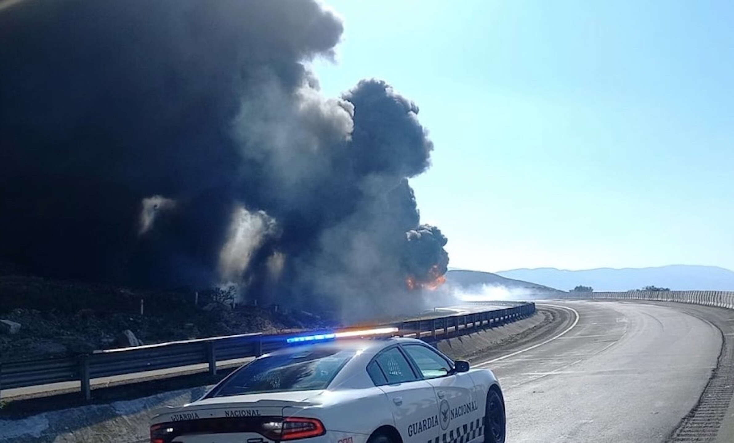 accidente-orizaba-puebla-pipa-se-incendia-en-esperanza-1