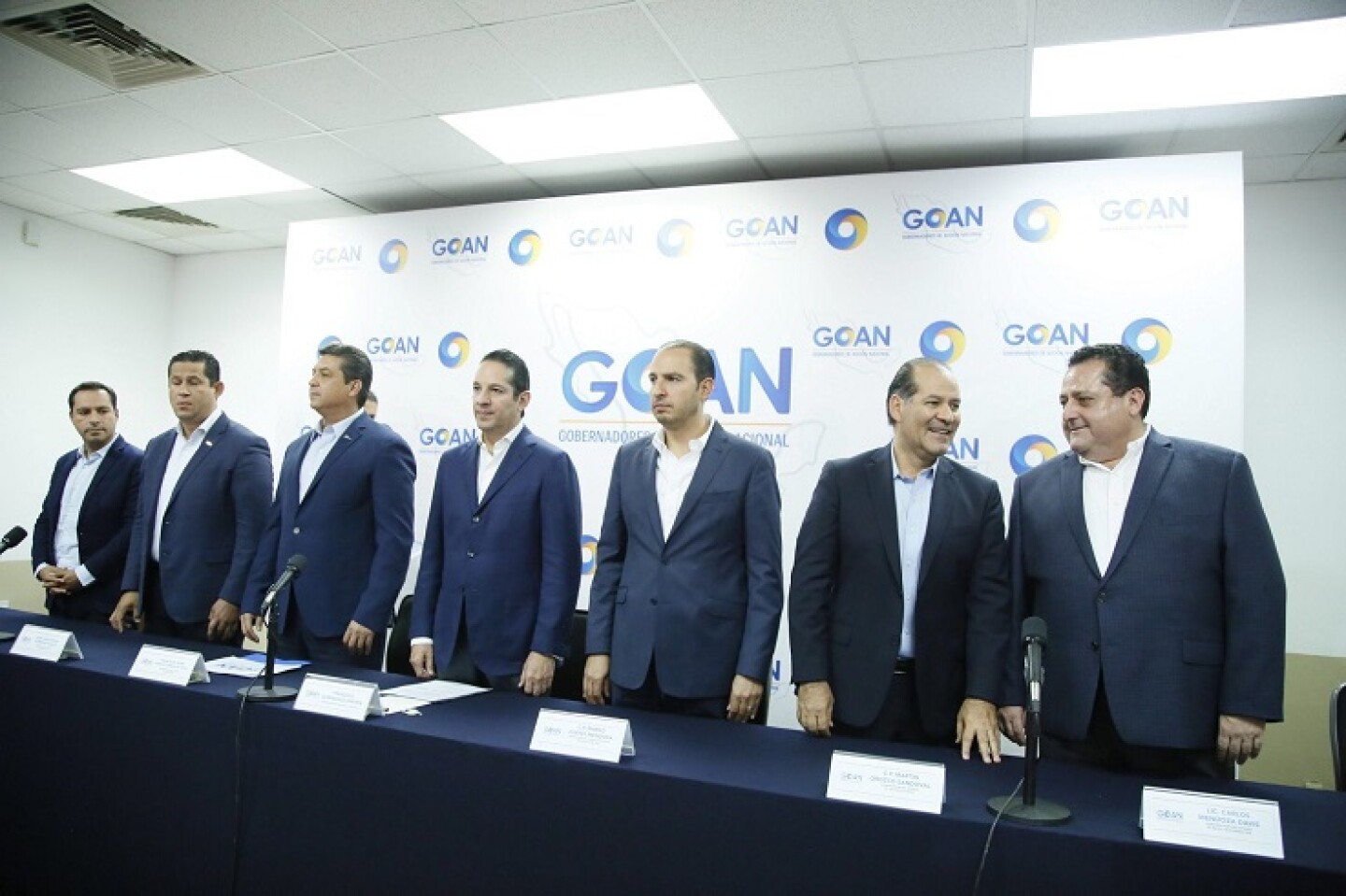 SAN JUAN DEL RÍO, QUERÉTARO, 30AGOSTO2019.- Mauricio Kuri González, coordinador de la bancada del PAN en el Senado, y Marko Cortés, presidente nacional blanquiazul, encabezaron la plenaria de dicho partido, a la que acudieron los gobernadores Diego Sinhue Rodríguez Vallejo, de Guanajuato, Carlos Mendoza Davis, de Baja California Sur, Mauricio Vila Dosal, de Yucatán, Francisco Dominguez, Querétaro, Francisco García Cabeza de Vaca, de Tamaulipas, Martín Orozco Sandoval, de Aguascalientes. FOTO:  CUARTOSCURO.COM