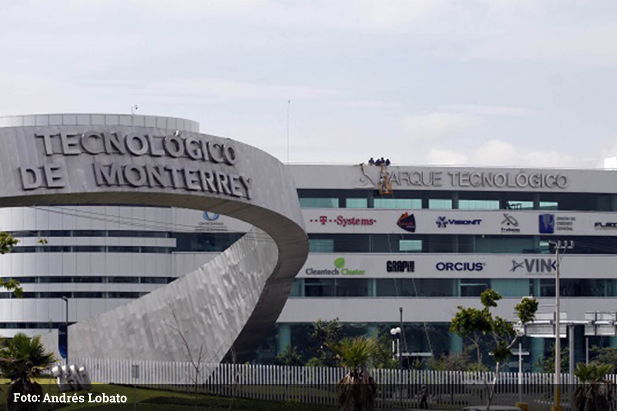 Tec-de-Monterrey-1