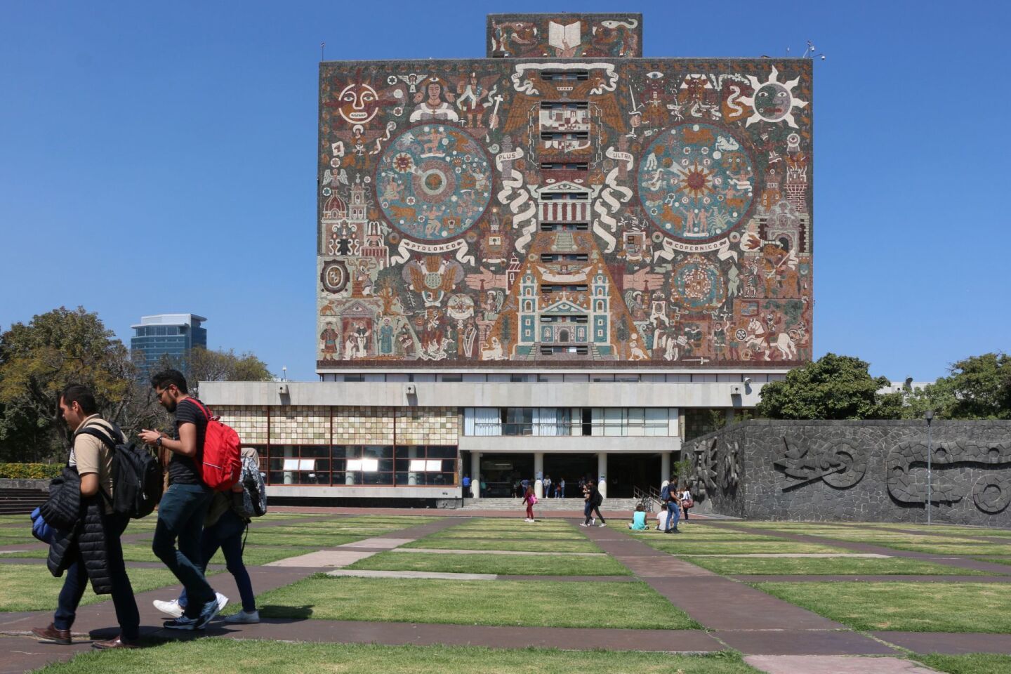 clases presenciales en la UNAM